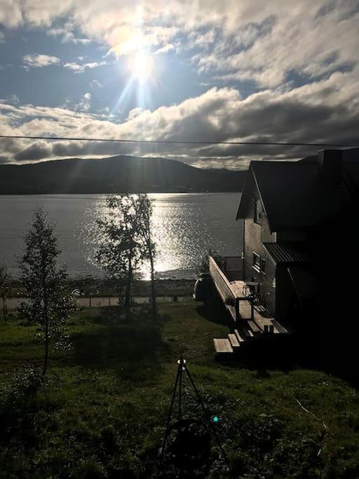 Trivelig Fritidshus Pa Arnes, Senja Straumstad Dış mekan fotoğraf